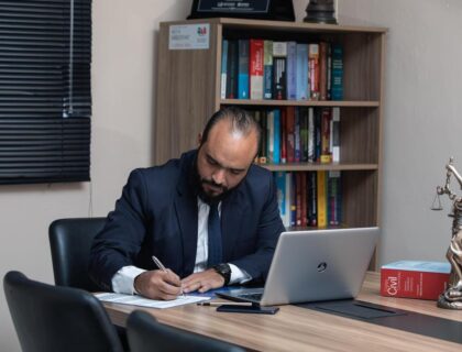 Personal Injury Lawyers Assess